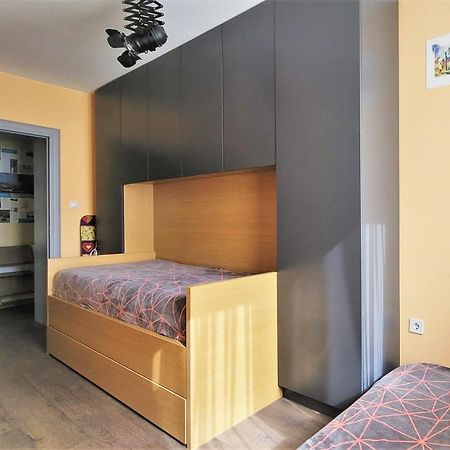 Central View Apartment พริสตีนา ภายนอก รูปภาพ