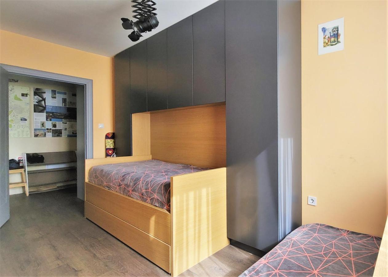 Central View Apartment พริสตีนา ภายนอก รูปภาพ